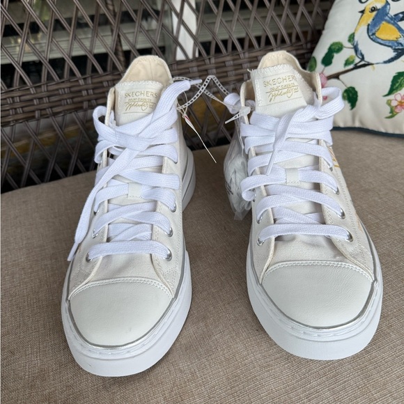 Skechers White High-Top Sneakers with Multicolor Accents - Picture 7 of 11